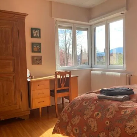 Homestay Les Pommiers - Chambres Climatisees