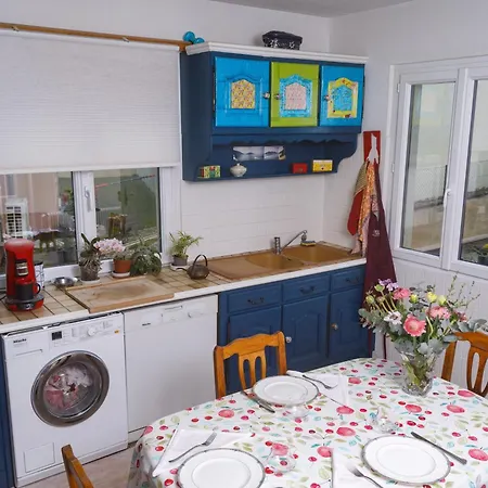 Privat bolig Les Pommiers - Chambres D'Hotes Climatisees
