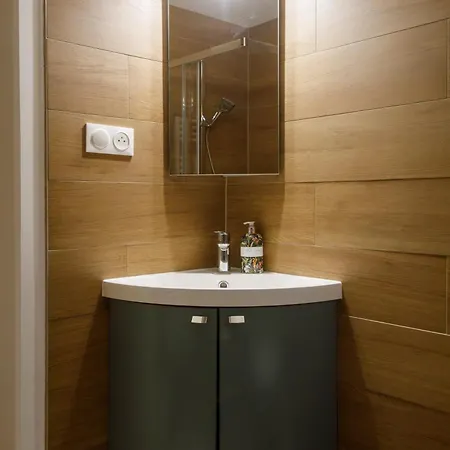 Les Pommiers - Chambres D'Hotes Climatisees *