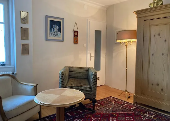 Les Pommiers - Climatisees Homestay